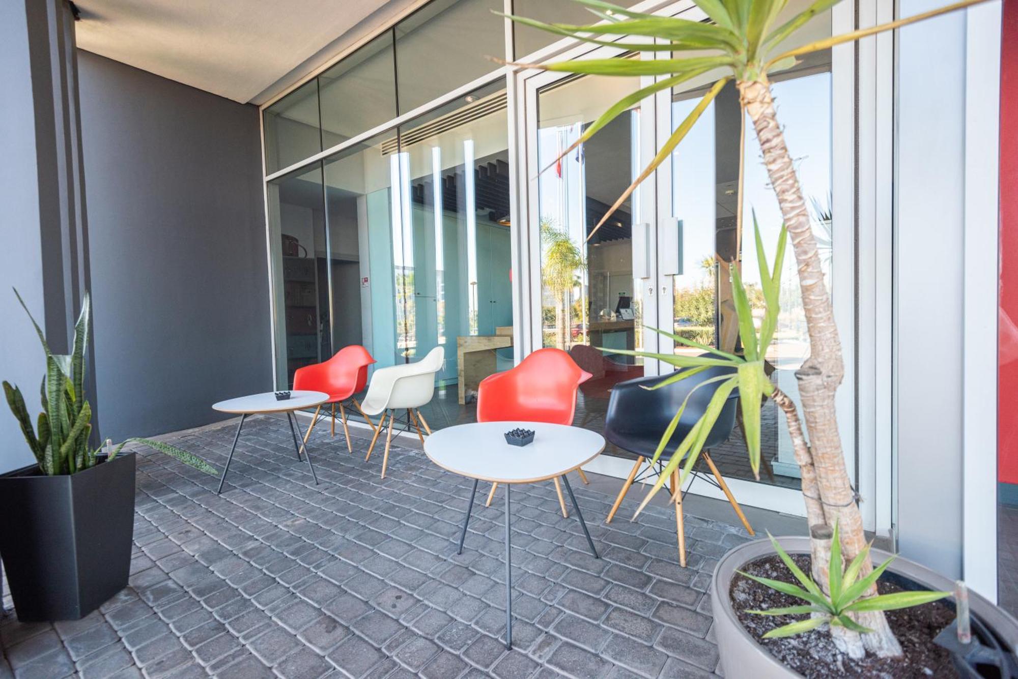 Ibis Casanearshore Hotel 3*